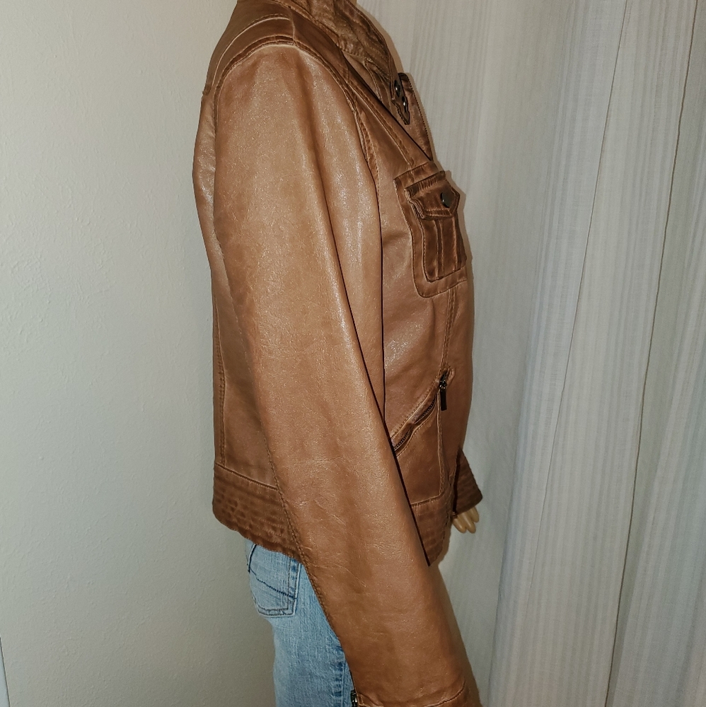 Max Jean's faux leather jacket - Picture 6 of 8